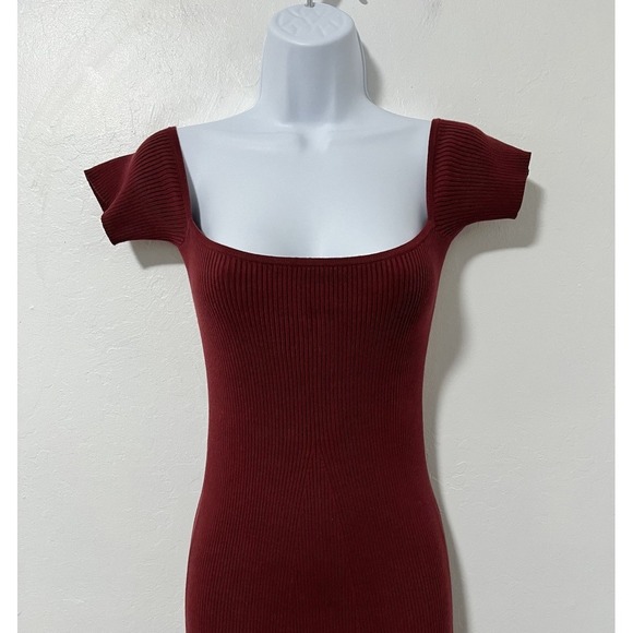 Reformation Ribbed Knit Ariele Off The Shoulder Midi Dress Size M Marlot Red - Picture 2 of 7